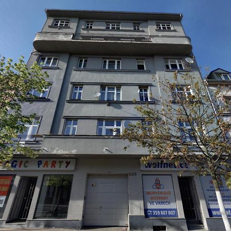 Large 3 Bedroom Apartment With City Skyline View Karlovy Vary Exterior foto