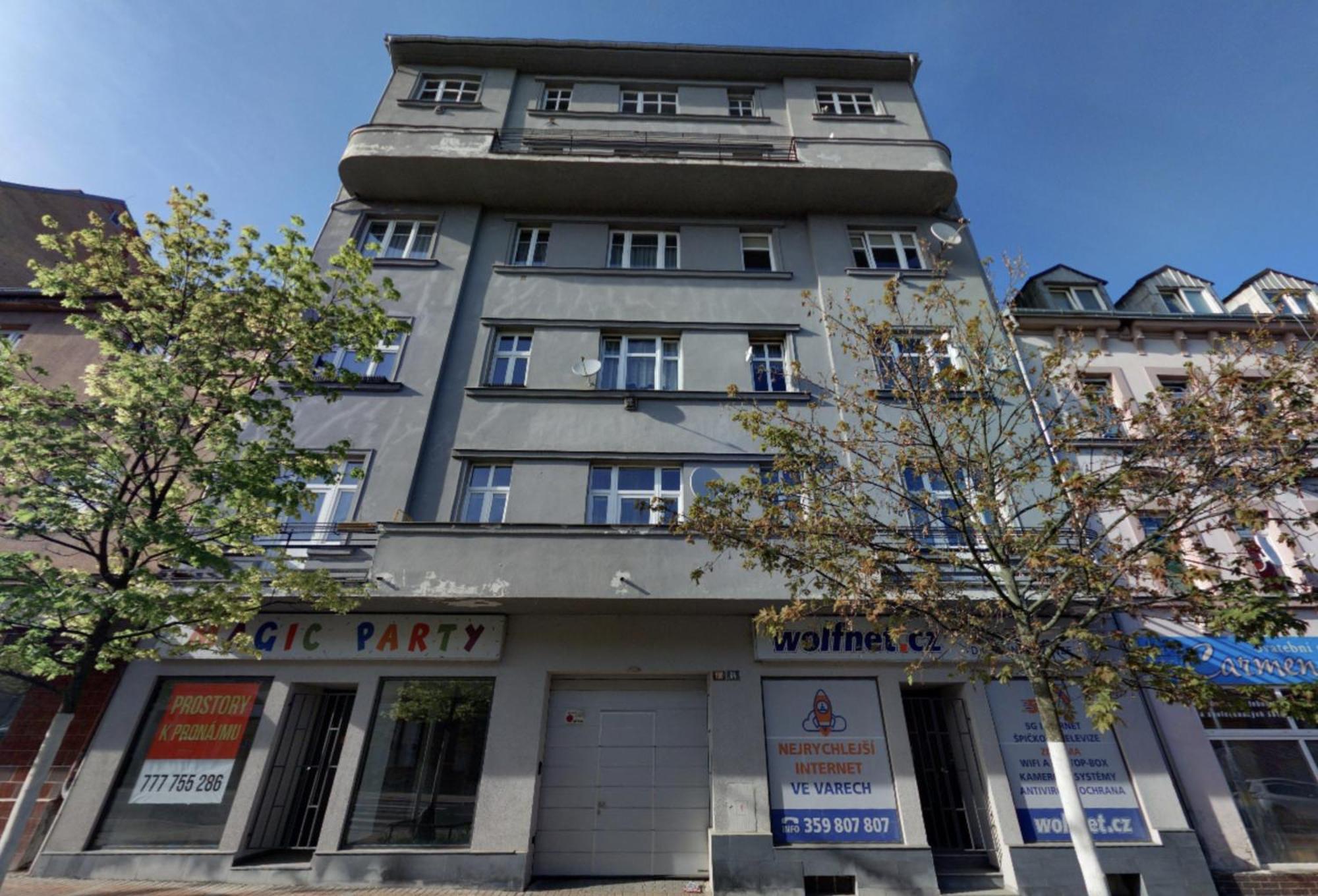 Large 3 Bedroom Apartment With City Skyline View Karlovy Vary Exterior foto
